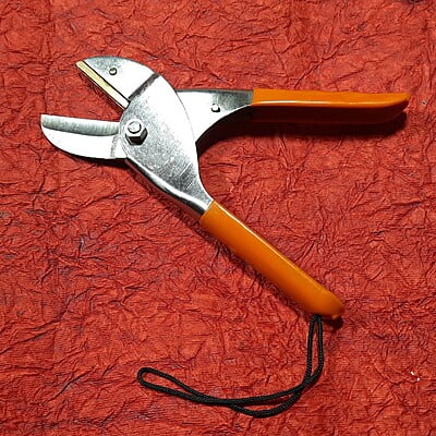Roll Cut Secateur